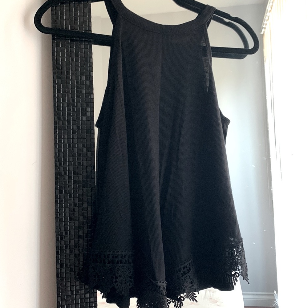 Basic Black Tank Top - Picture 1 of 3